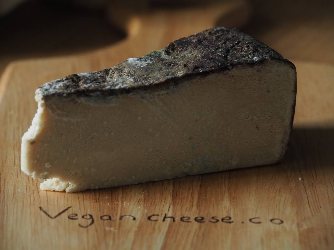 Food by Sumear Verdure Long Aged Vegan Cheese
