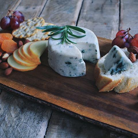 Kashyu Baby Bleu Brie Style Vegan Cheese
