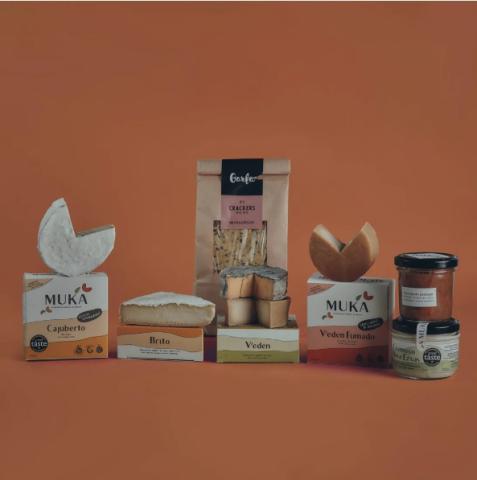 Vegan Cheese Hampers Available in Portugal this Christmas