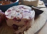 Happy Mouse Cranberry Vegan Cheese