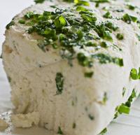Vromage Goat's Cheese with Chives Vegan Cheese